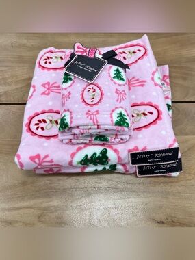 Betsey Johnson Christmas 4pc Bath/Hand Towel Set Pink Candy Cane Ribbon Bows NWT